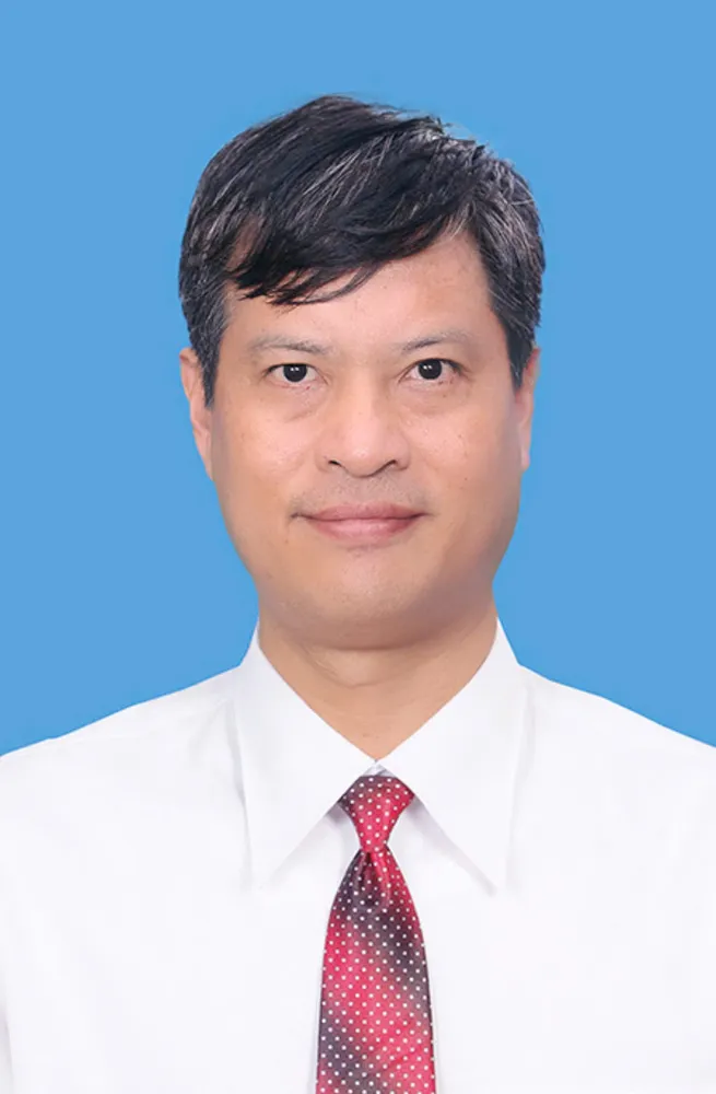 Thầy Phạm Đức Duẩn