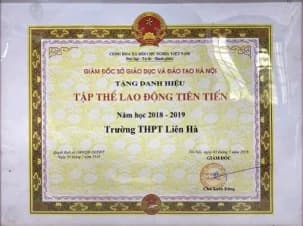 Tư liệu bằng khen, giấy khen của Trường THPT Liên Hà 5