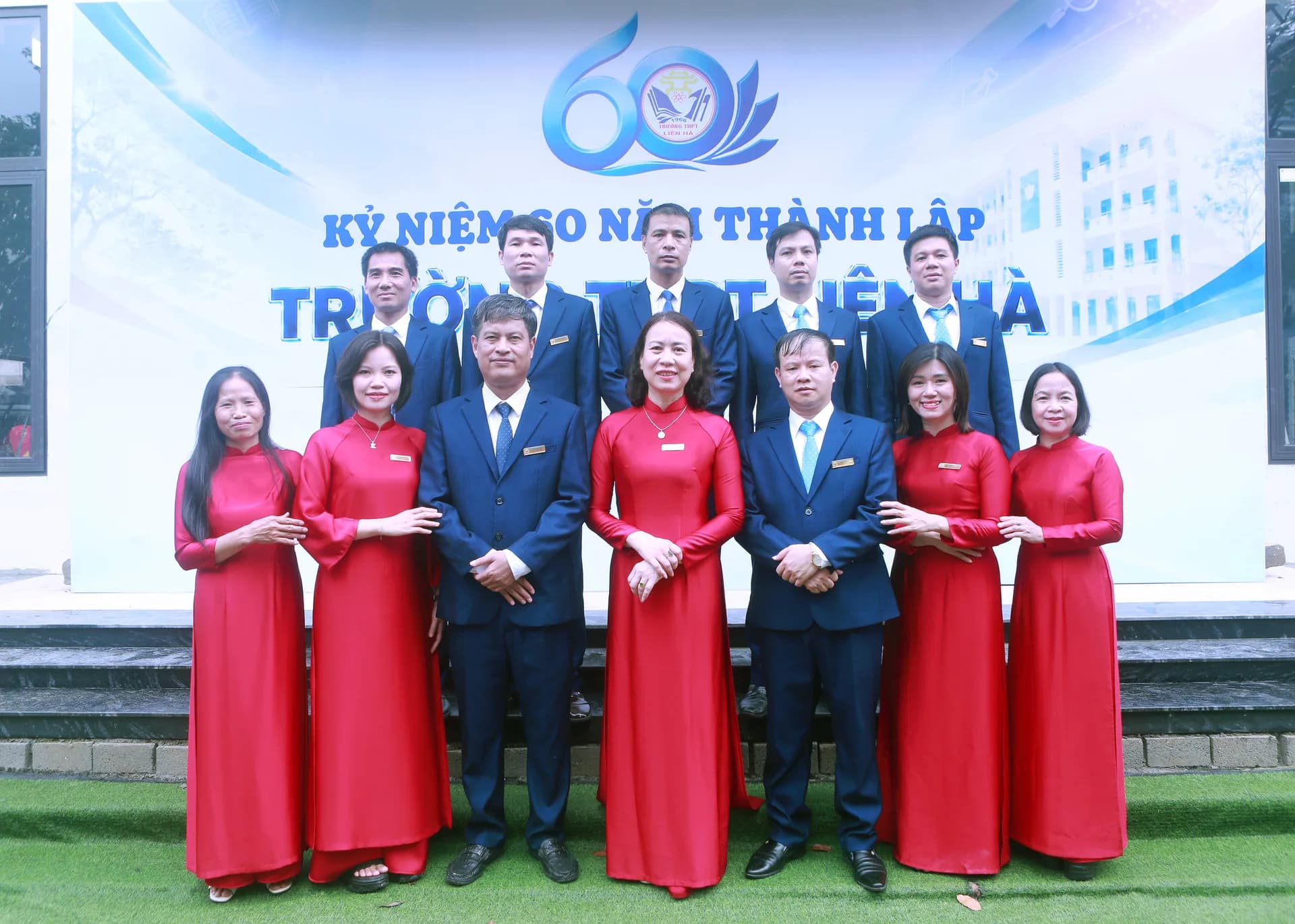 Tư liệu Chi bộ Trường THPT Liên Hà 5